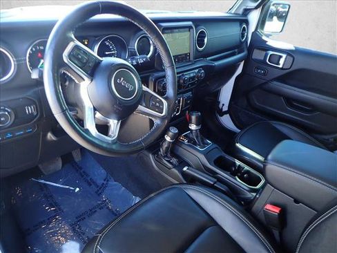 Used 2023 Jeep Wrangler Sahara w/ Cold Weather Group image 10