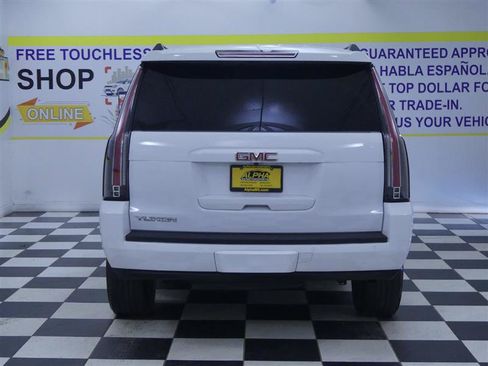 Used 2020 GMC Yukon SLT AWD/4WD image 2