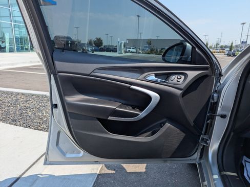 Used 2015 Buick Regal Premium FWD image 10