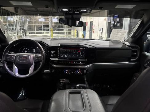 Used 2022 GMC Sierra 1500 Elevation w/ Elevation Premium Package AWD/4WD image 38