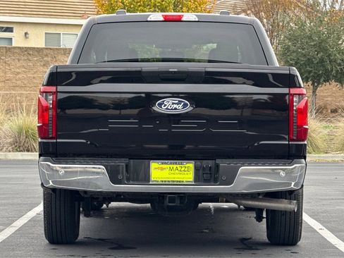 Used 2025 Ford F150 XLT image 11