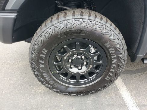 New 2026 GMC Sierra 1500 AT4X w/ AT4X AEV Edition AWD/4WD image 6