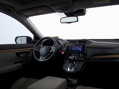 Used 2018 Honda CR-V Touring image 14