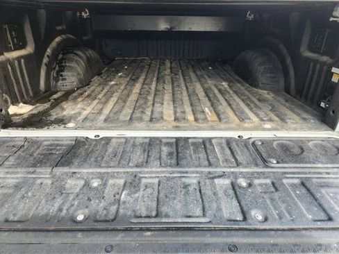 Used 2025 Ford F250 Platinum AWD/4WD image 32