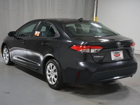 Certified 2021 Toyota Corolla LE image 6