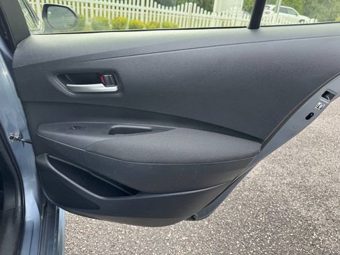Used 2020 Toyota Corolla LE FWD image 42