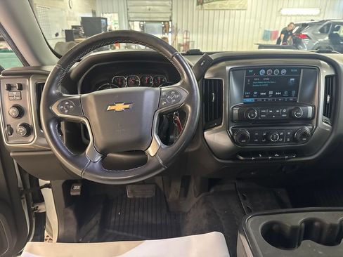 Used 2019 Chevrolet Silverado 1500 LT w/ All Star Edition AWD/4WD image 17