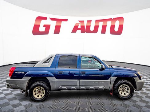 Used 2002 Chevrolet Avalanche 4x4 image 8