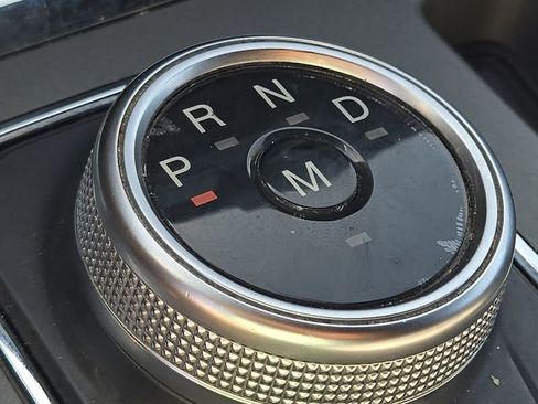 Used 2021 Ford Expedition XLT image 29