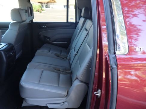 Used 2017 Chevrolet Suburban LT AWD/4WD image 20