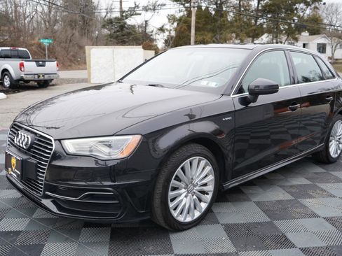 Used 2016 Audi A3 e-tron Premium Plus w/ Premium Plus Package image 12