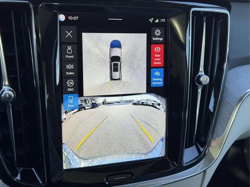 New 2026 Volvo V60 B5 Cross Country Plus w/ Protection Package Premier image 4