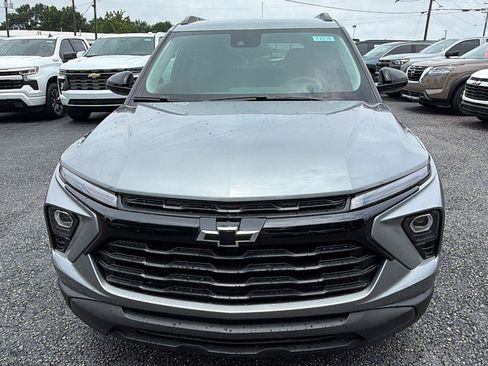 New 2026 Chevrolet TrailBlazer LT w/ Midnight Edition FWD image 2