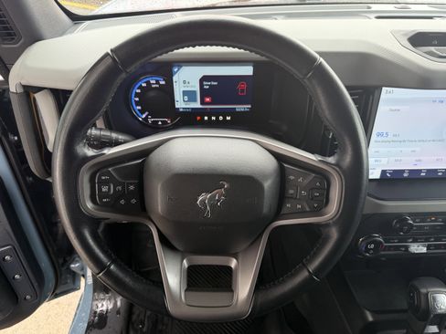 Certified 2023 Ford Bronco Badlands w/ Sasquatch Package image 14