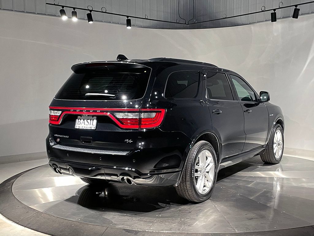 Used 2025 Dodge Durango R/T AWD/4WD image 11