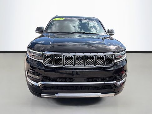 Used 2022 Jeep Grand Wagoneer Series III image 8