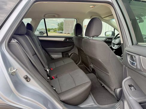 Used 2018 Subaru Outback 2.5i Premium AWD/4WD image 20
