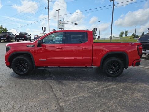 Certified 2023 GMC Sierra 1500 Elevation w/ LPO, Elevation Black Package AWD/4WD image 6