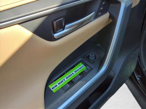 New 2025 Toyota RAV4 Limited image 11