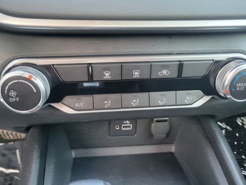 Used 2022 Nissan Altima 2.5 S FWD image 33