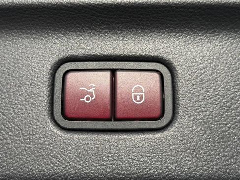 Used 2023 Mercedes-Benz S 500 4MATIC image 14