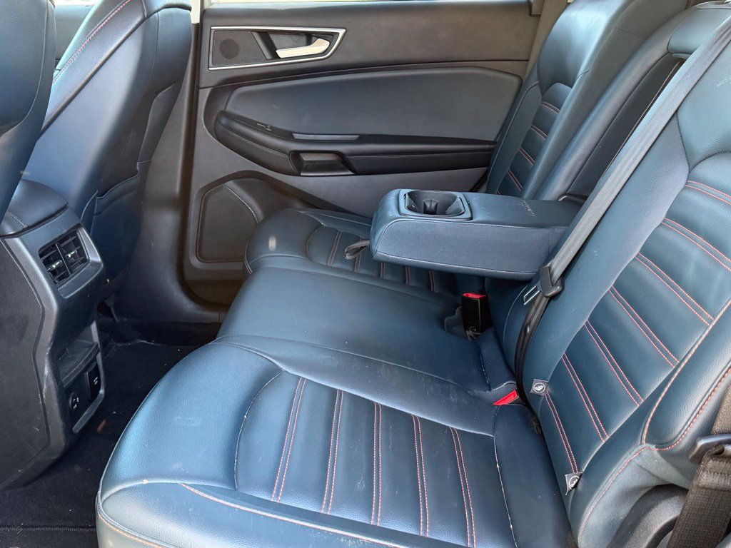 Used 2022 Ford Edge SEL w/ Sport Appearance Package AWD/4WD image 12
