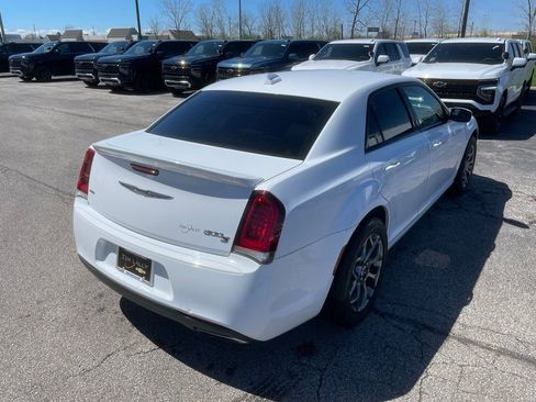Used 2017 Chrysler 300 S AWD/4WD image 7