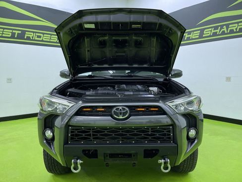 Used 2017 Toyota 4Runner TRD Off-Road image 4