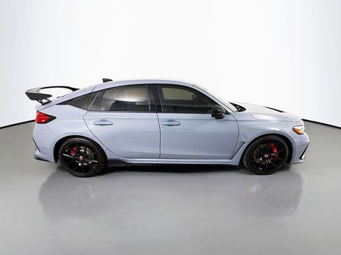 Used 2023 Honda Civic Type R image 8