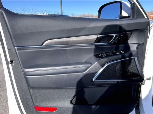 Used 2024 Kia Telluride SX Prestige X-Line image 18