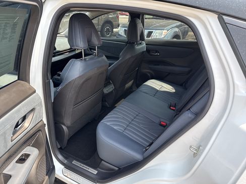 Certified 2024 Nissan Ariya AWD image 15