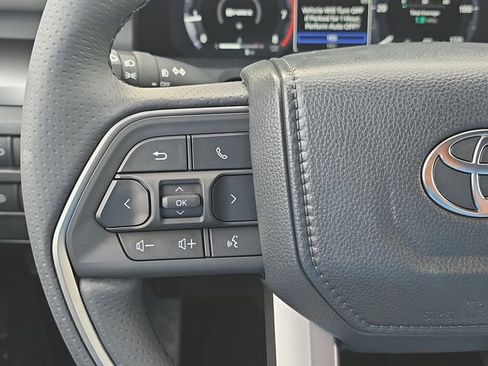 New 2026 Toyota 4Runner TRD Off-Road Premium AWD/4WD image 17