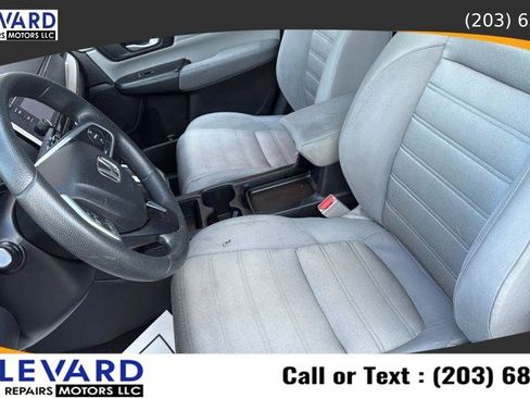 Used 2019 Honda CR-V LX image 27