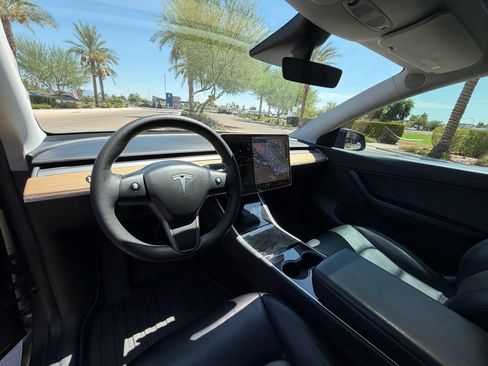Used 2020 Tesla Model Y Long Range AWD/4WD image 8