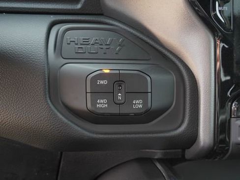 New 2026 RAM 2500 Laramie w/ Night Edition AWD/4WD image 23