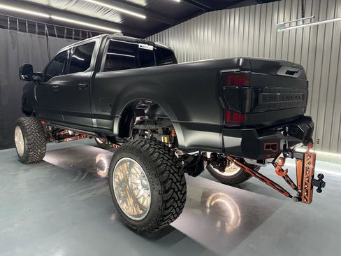 Used 2022 Ford F250 Platinum AWD/4WD image 4
