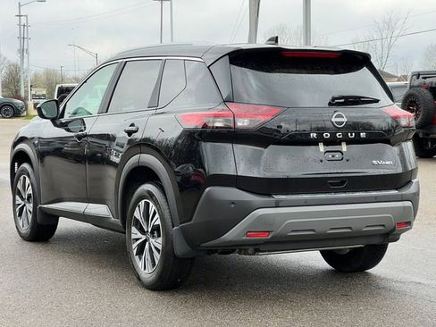 Used 2023 Nissan Rogue SV w/ SV Premium B Package AWD/4WD image 10