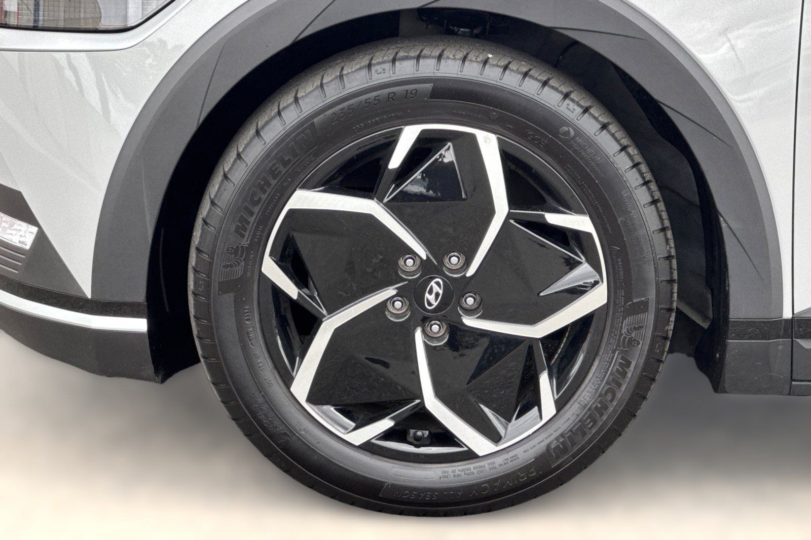 Used 2024 Hyundai Ioniq 5 SEL RWD image 13