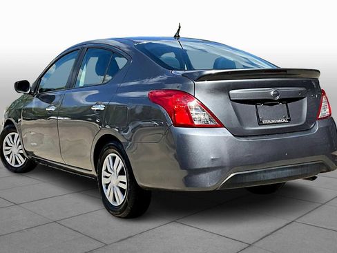 Used 2019 Nissan Versa SV image 10