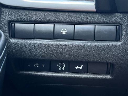 New 2026 Nissan Rogue Platinum image 34