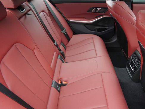 Used 2025 BMW 330i Sedan RWD image 35