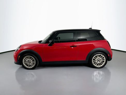 Certified 2025 MINI Cooper 2-Door Hardtop image 10