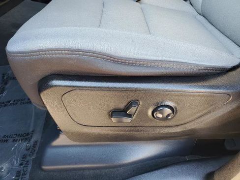 Used 2022 RAM 1500 Big Horn image 6