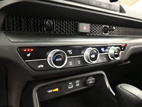 Used 2025 Honda CR-V EX image 39