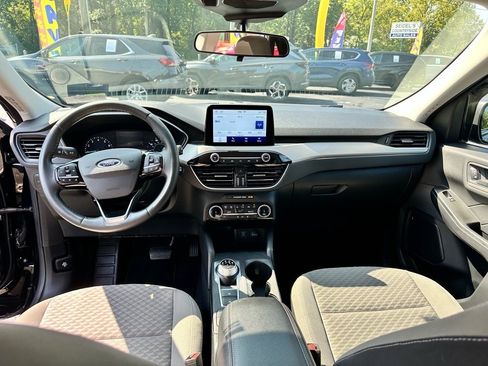 Used 2022 Ford Escape SE w/ Convenience Package image 14