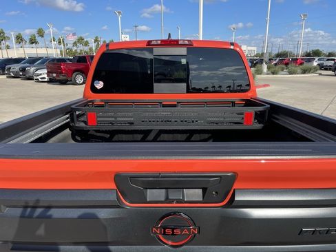 Certified 2025 Nissan Frontier PRO-4X w/ Pro Premium Package image 6