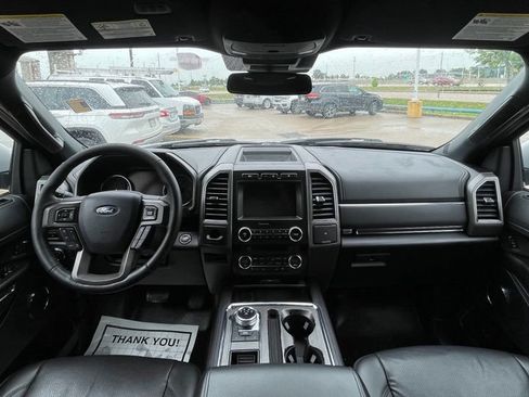 Used 2019 Ford Expedition XLT w/ Equipment Group 202A RWD image 26