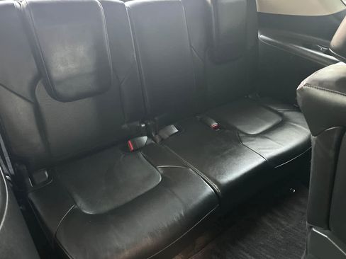 Used 2020 Nissan Armada SL w/ Premium Package AWD/4WD image 17
