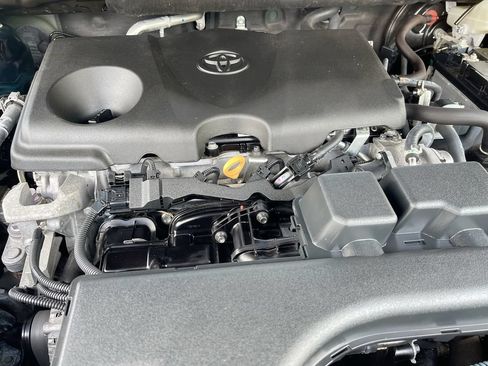 Certified 2023 Toyota RAV4 XLE Premium AWD/4WD image 18
