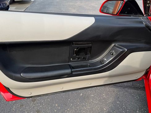 Used 1996 Chevrolet Corvette Convertible RWD image 36